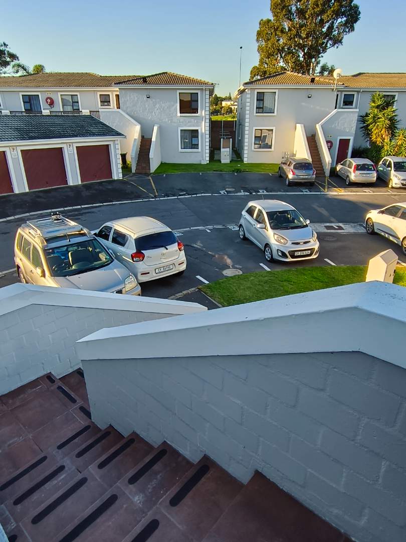 To Let 2 Bedroom Property for Rent in Sonstraal Heights Western Cape